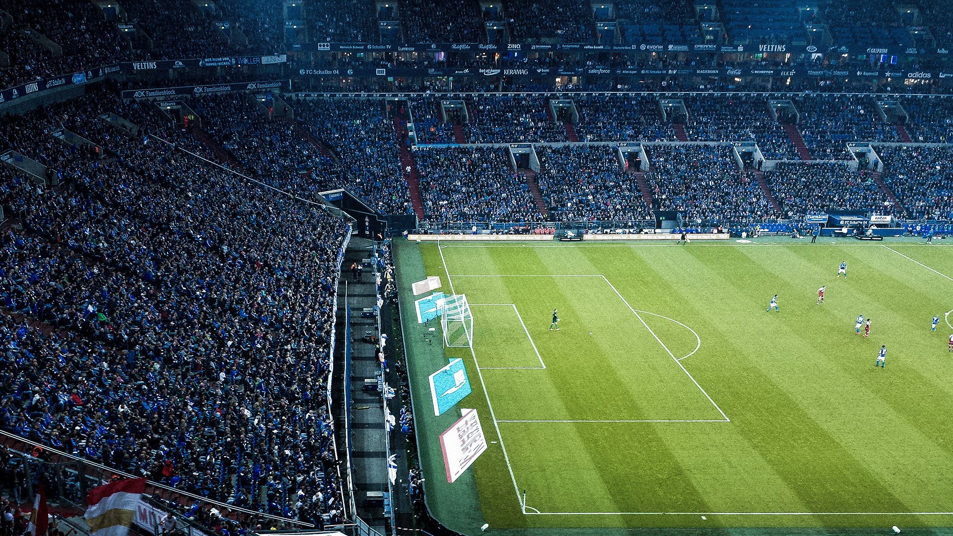 芬兰战术压制厄瓜多尔,拉亚成为关键先生